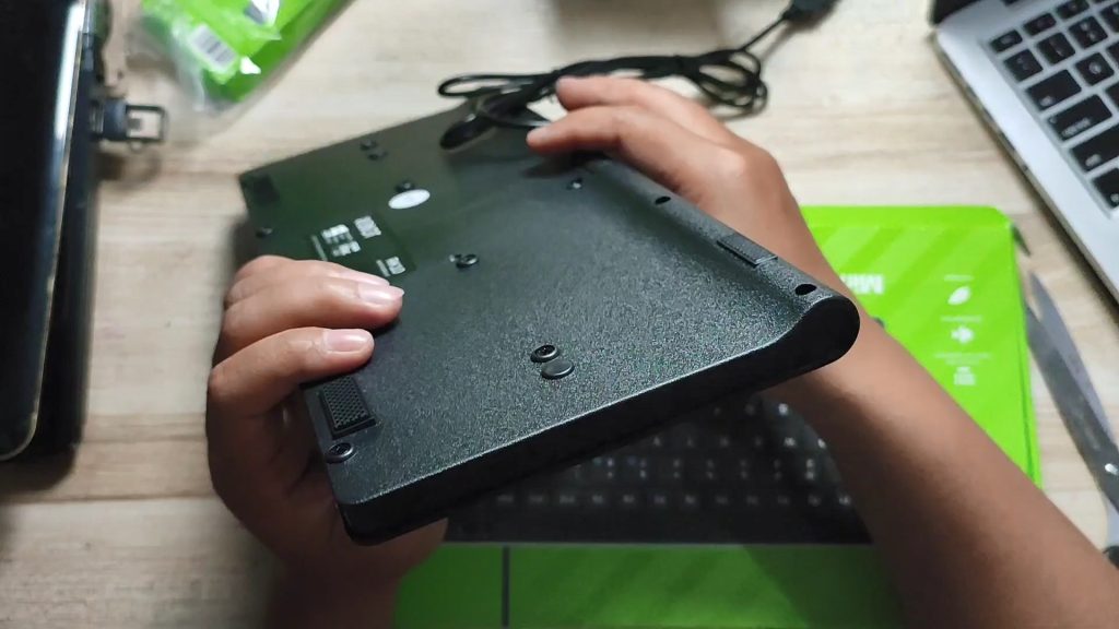 Review Keyboard ROBOT RK10 kaki