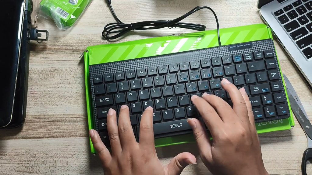 Review Keyboard ROBOT RK10 nyaman